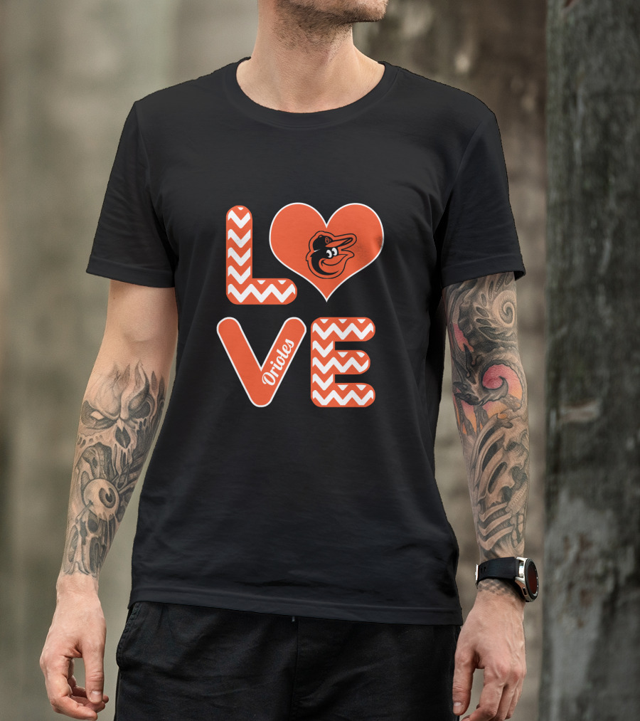Love Orioles Heart Chevron Pattern Baseball Fans Baltimore T-Shirt