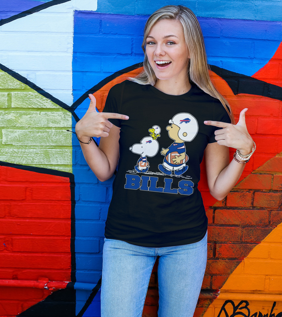 Snoopy Woodstock And Charlie Brown Buffalo Bills Fans Football Helmets T-Shirt