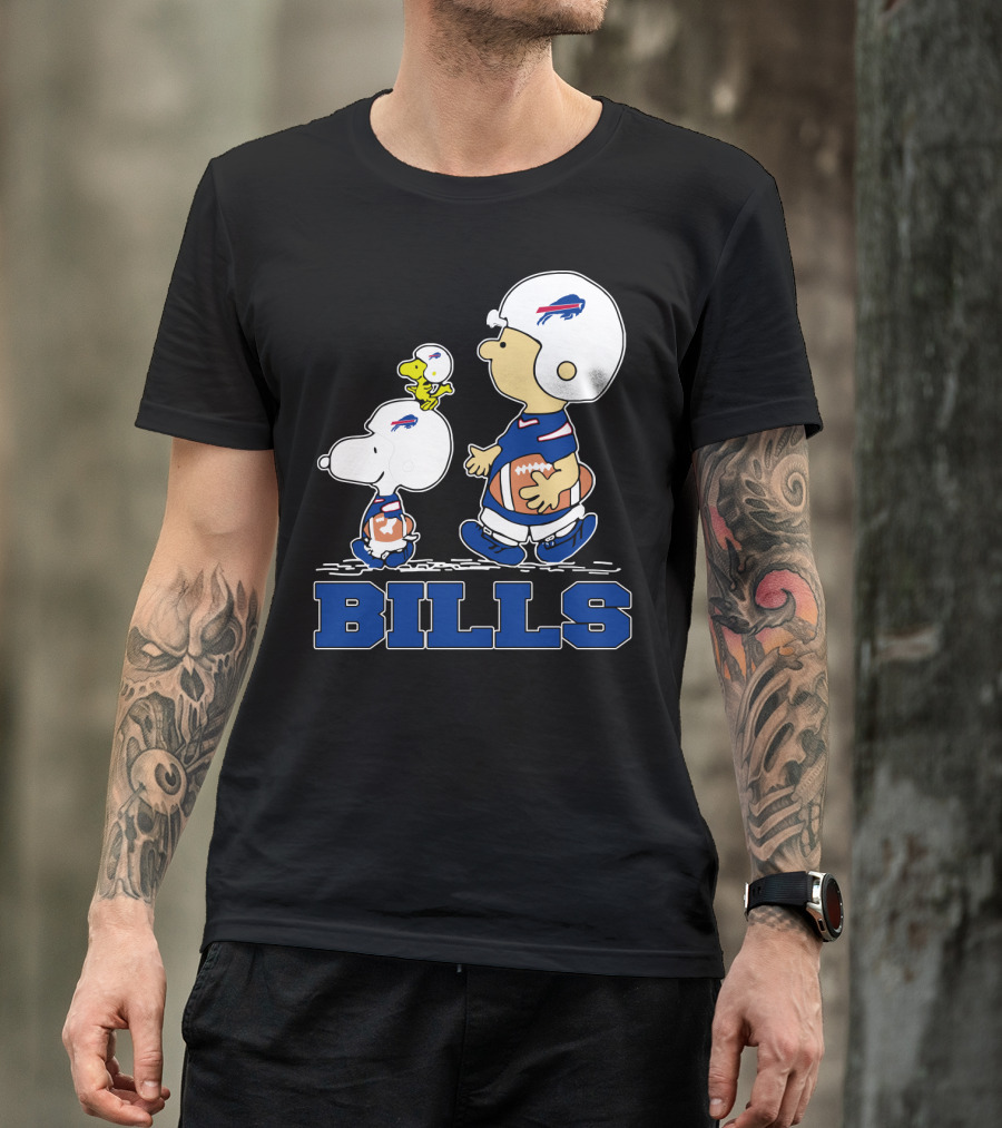Snoopy Woodstock And Charlie Brown Buffalo Bills Fans Football Helmets T-Shirt