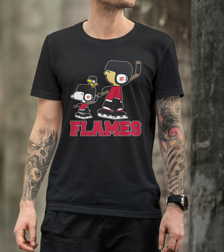 Snoopy Woodstock Calgary Flames Ice Hockey Fans T-Shirt