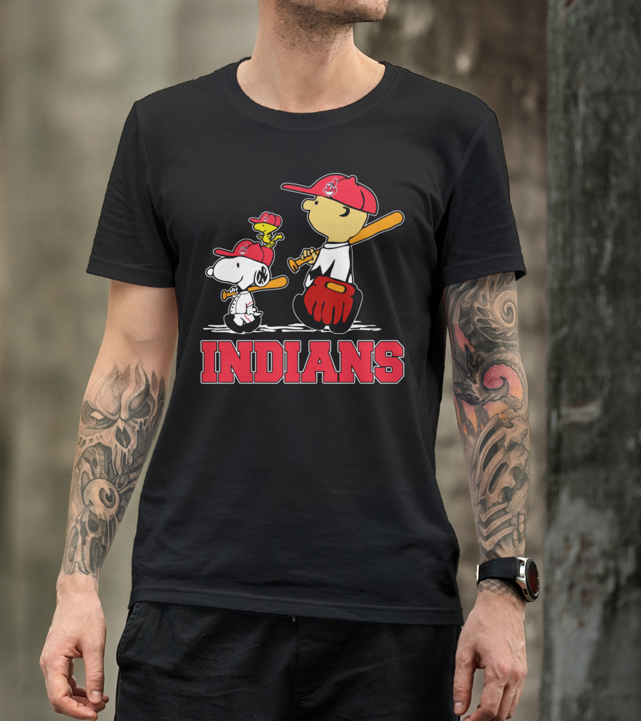 Snoopy Woodstock Cleveland Indians Baseball Fans T-Shirt