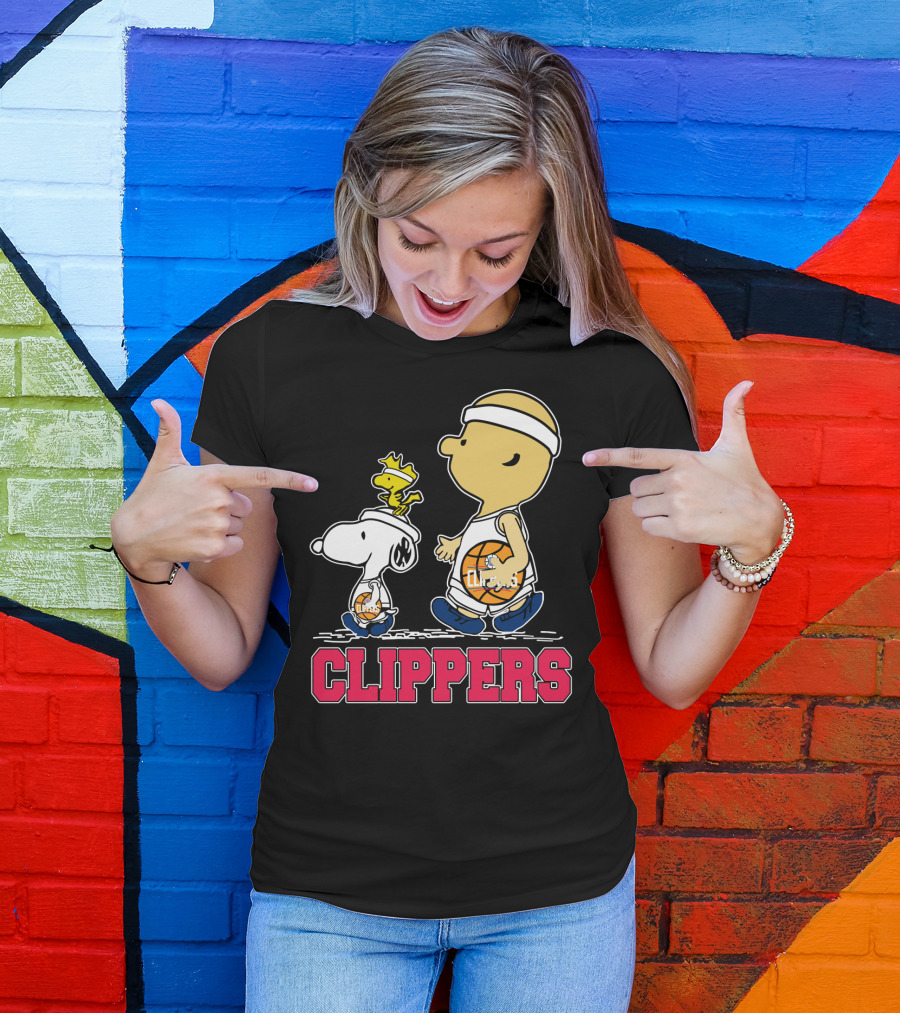 Snoopy And Woodstock Basketball With La Clippers Fans T-Shirt