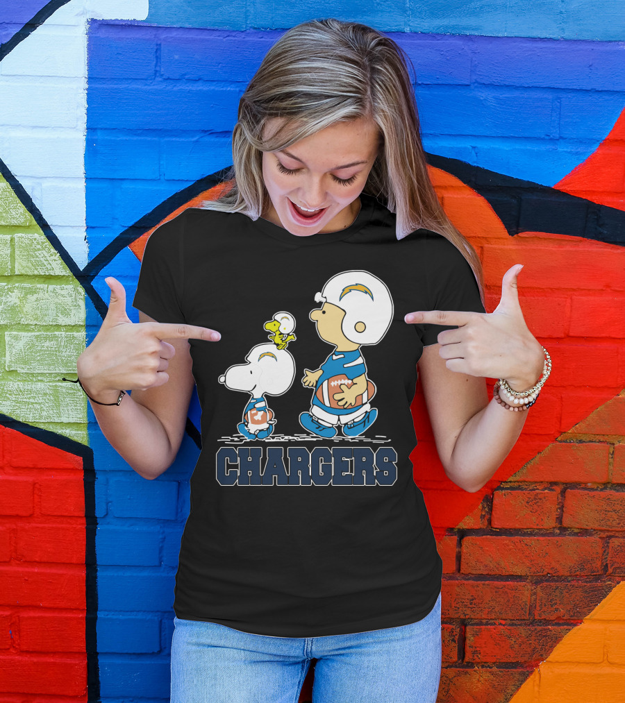 Snoopy And Woodstock With Los Angeles Chargers Football Helmets And Jersey T-Shirt