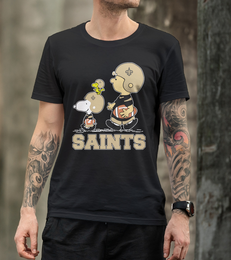 Snoopy Woodstock Charlie Brown New Orleans Saints Fans T-Shirt