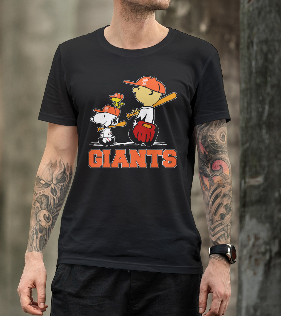 Snoopy Baseball San Francisco Giants Fans Charlie Brown Woodstock T-Shirt