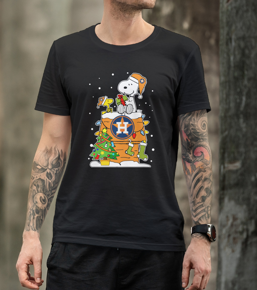 Houston Astros Snoopy Woodstock Christmas Tree Holiday Gift T-Shirt