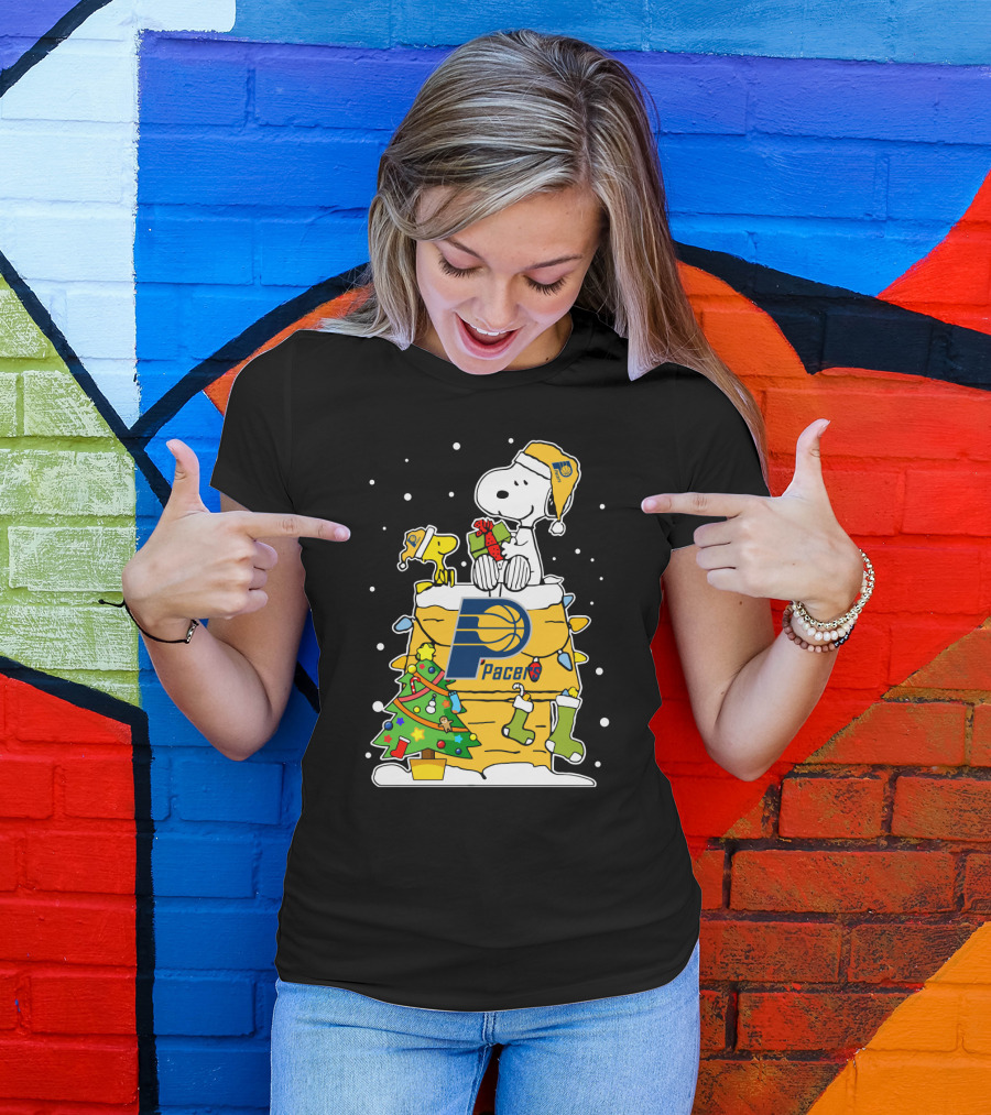 Indiana Pacers Snoopy Christmas Peanuts Lover T-Shirt