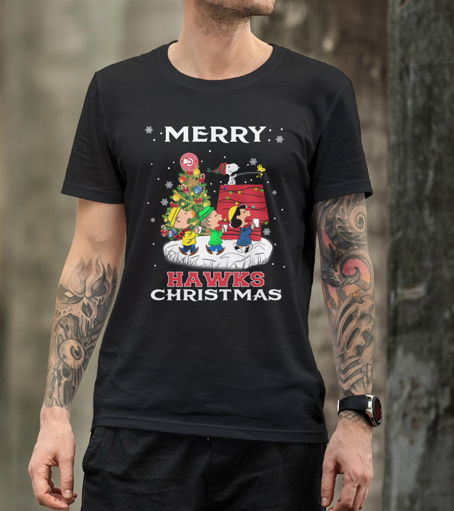 Merry Atlanta Hawks Christmas Snoopy And Friends T-Shirt