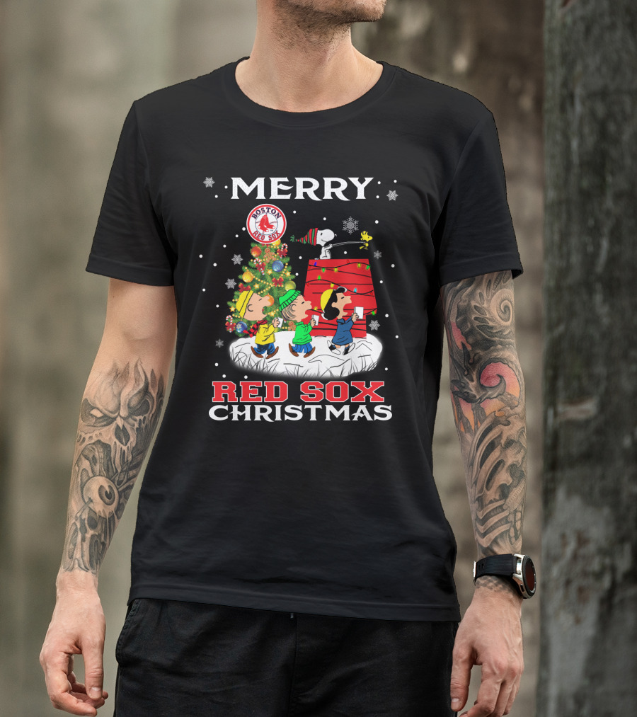 Merry Boston Red Sox Christmas Snoopy Fans Peanuts Holiday Celebration T-Shirt
