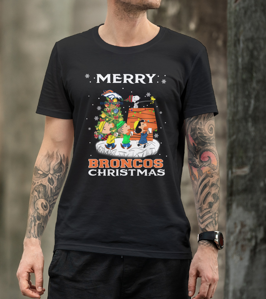 Merry Broncos Christmas Snoopy Fans Denver Christmas Tree Peanuts T-Shirt