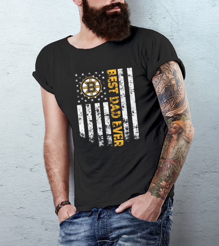 Boston Bruins Best Dad Ever With Vintage American Flag T-Shirt