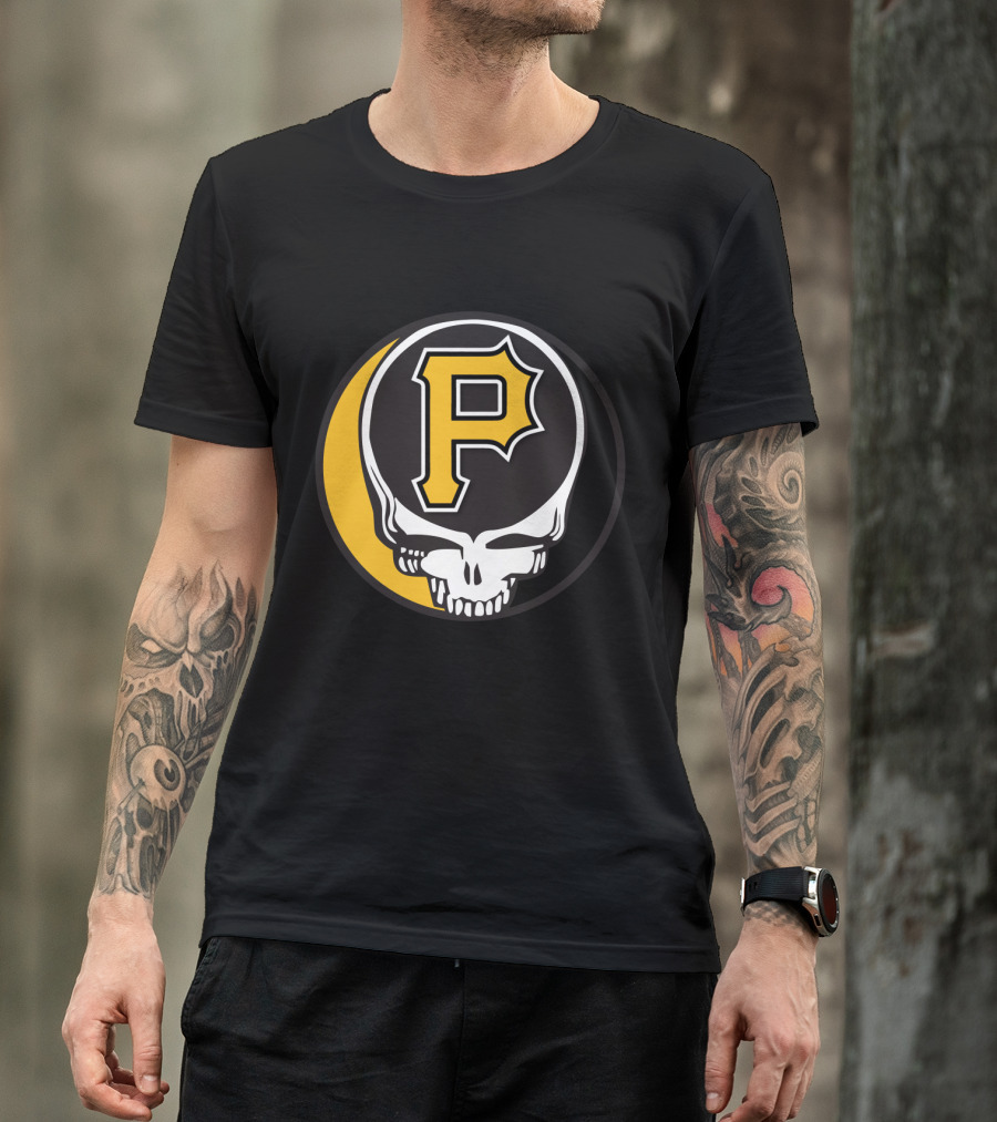 Grateful Dead Skull With Pittsburgh Pirates Logo For Fans T-Shirt