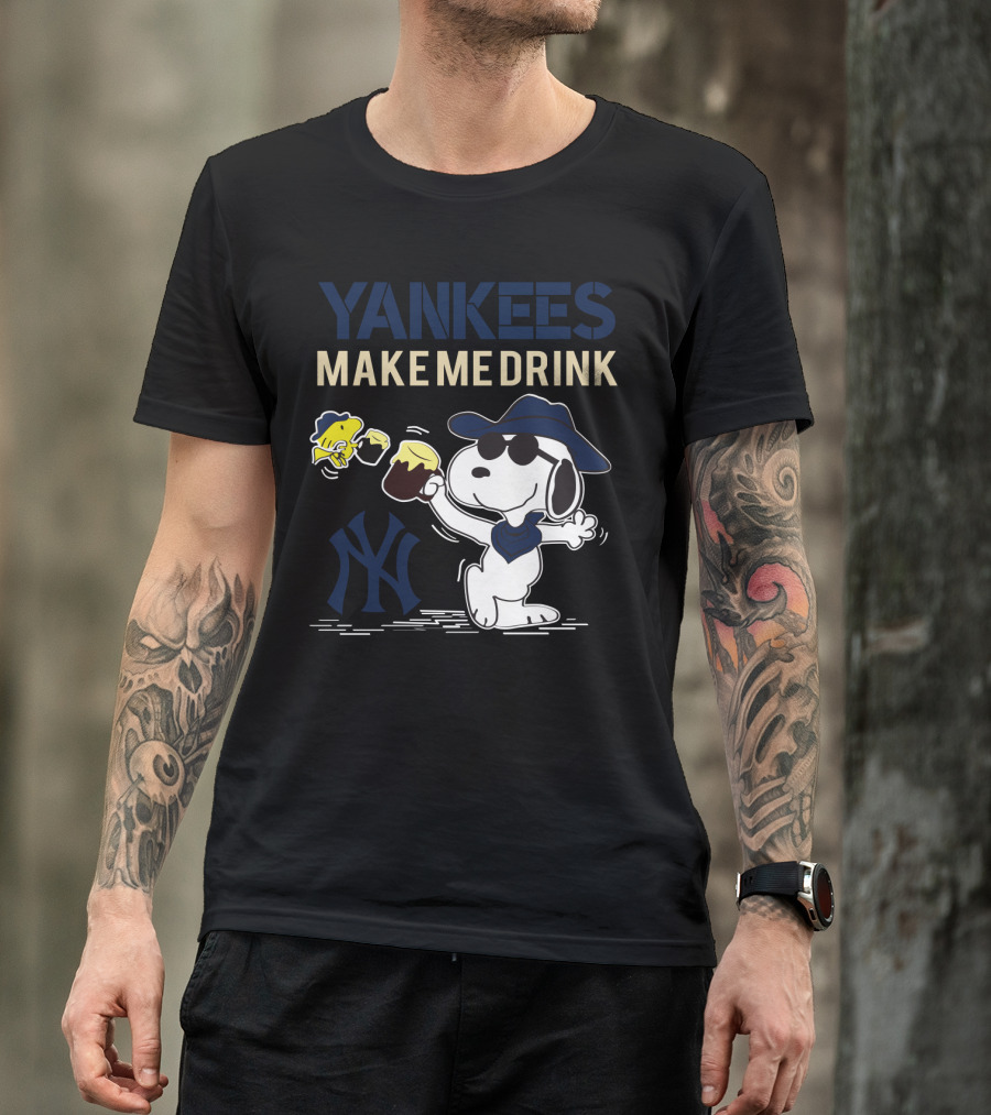 Yankees Make Me Drink Snoopy With Mug And Fish For New York Fans T-Shirt