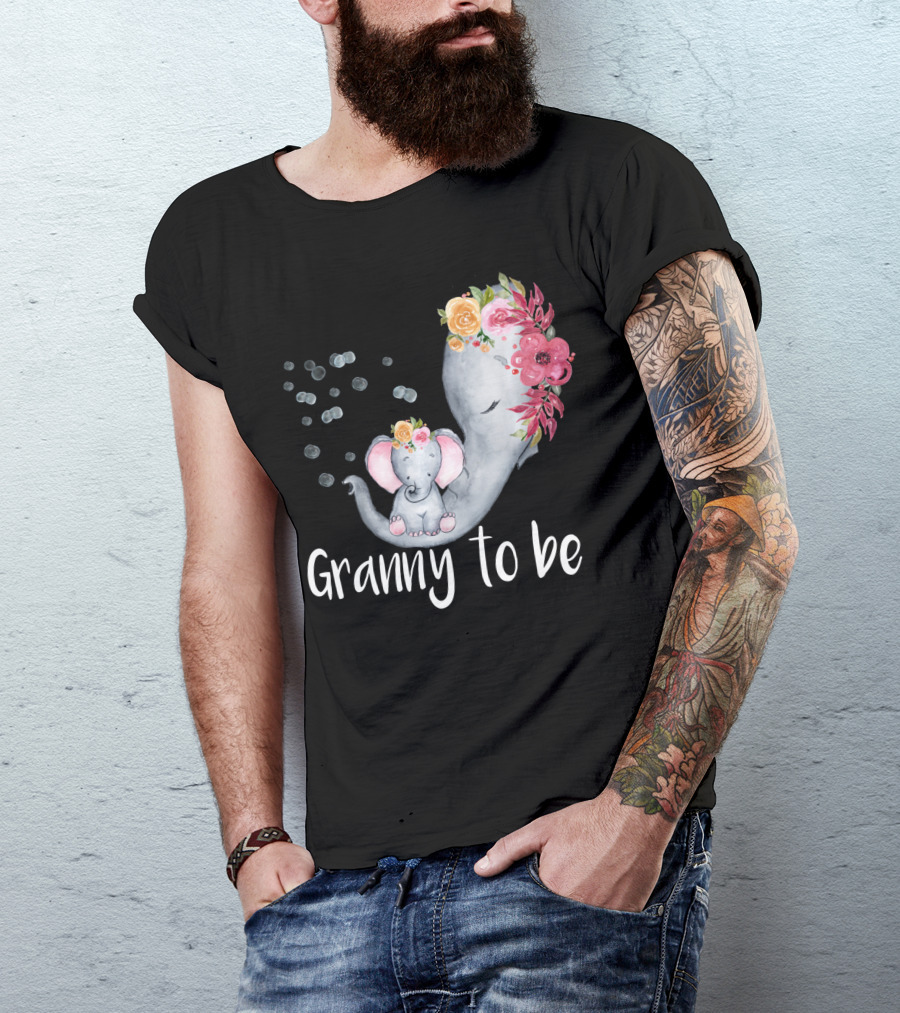 Granny To Be Elephant Baby Shower Floral For Girl T-Shirt