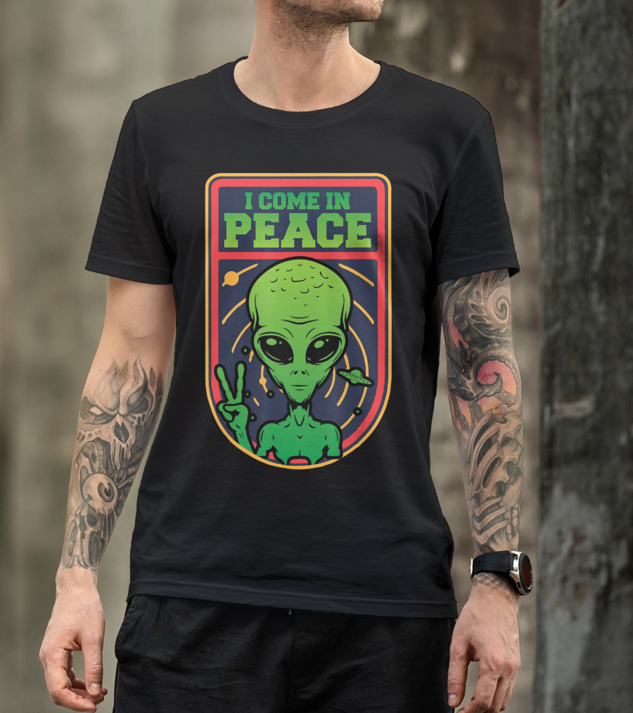 I Come In Peace Green Alien Face Head With UFO And Peace Sign T-Shirt