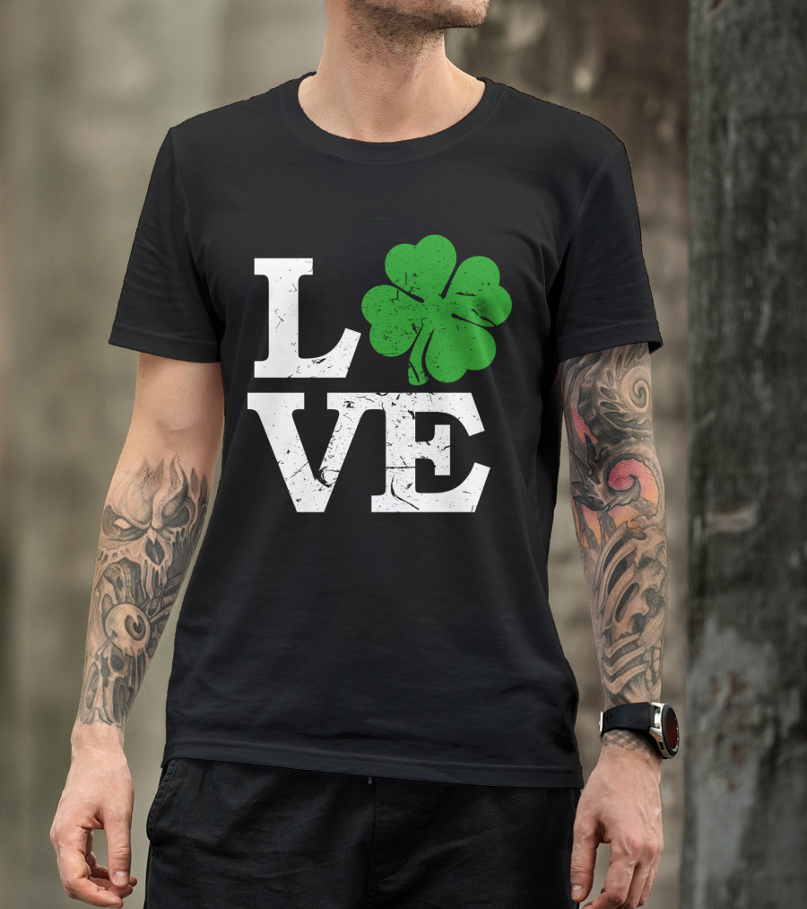 St. Patrick's Day Love With Shamrock T-Shirt