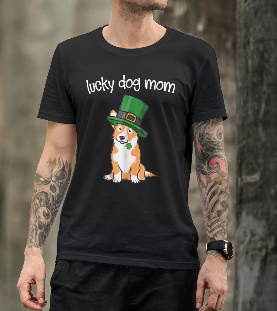 Lucky Dog Mom St Patricks Day Corgi T-Shirt