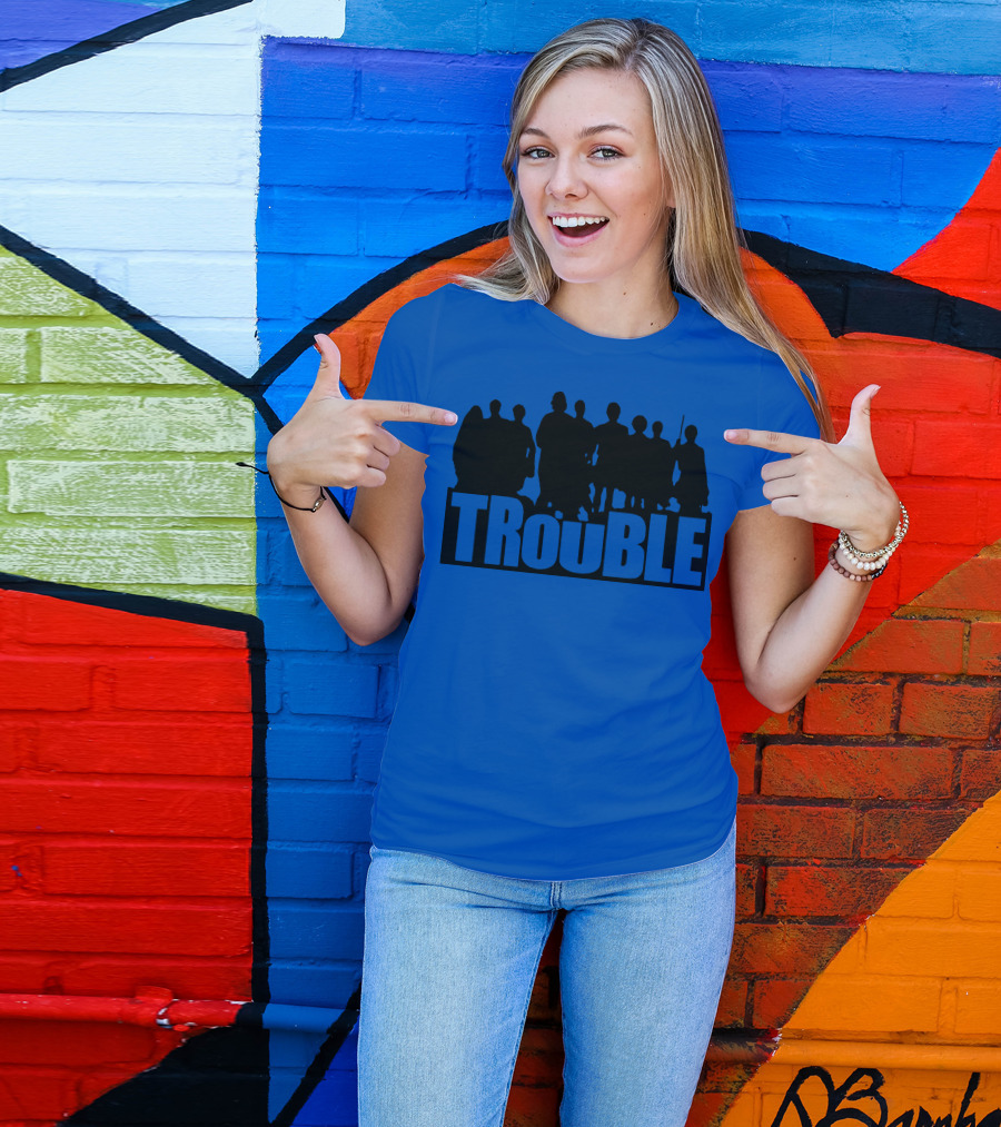 TROUBLE Silhouettes Ensemble T-Shirt