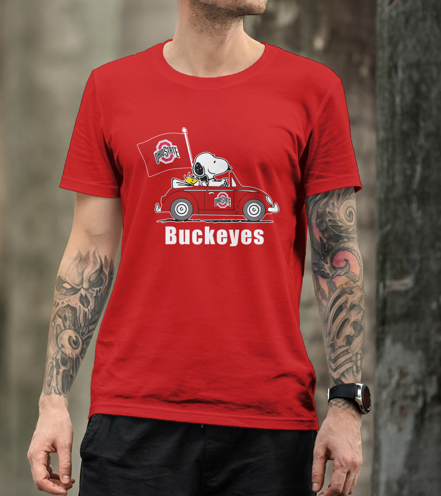 Ohio State Buckeyes Snoopy In Red Car With Flag T-Shirt