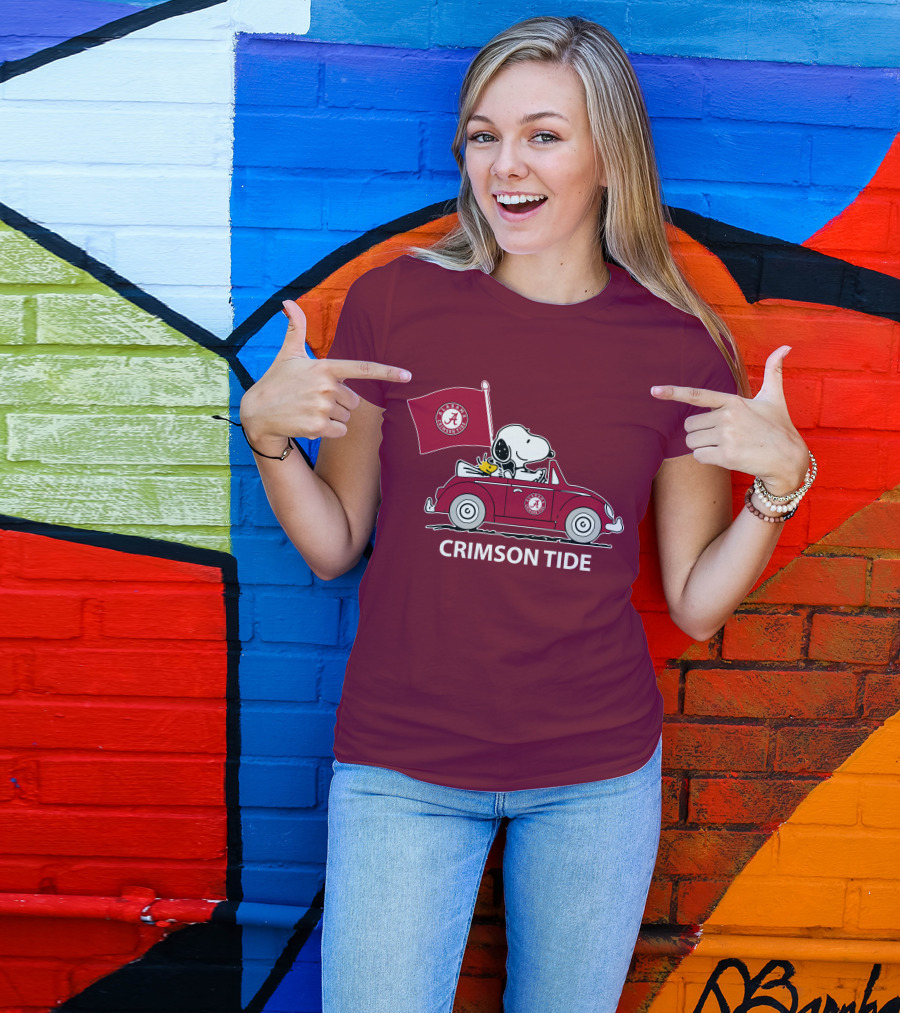 Alabama Crimson Tide Snoopy Woodstock Driving Car T-Shirt
