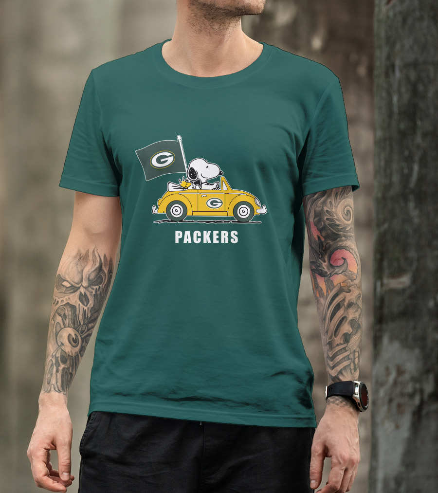 Green Bay Packers Snoopy Driving Car T-Shirt