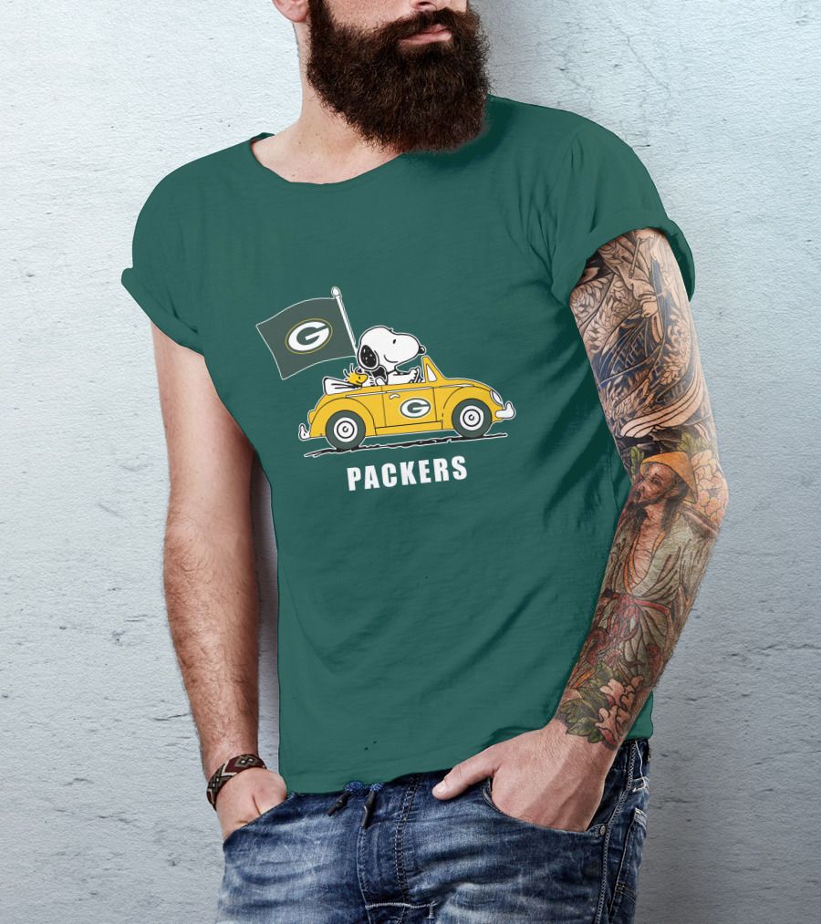 Green Bay Packers Snoopy Driving Car T-Shirt