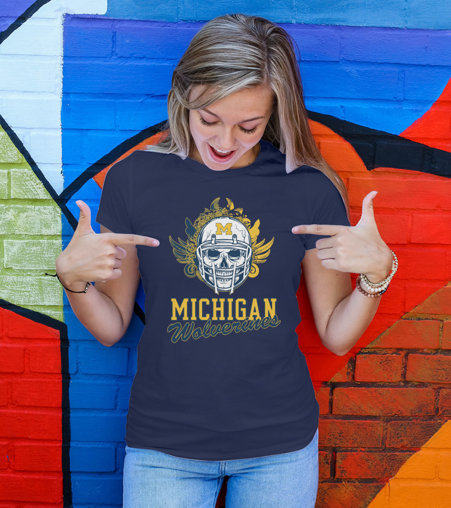 Michigan Wolverines Skull Helmet With Floral Wings T-Shirt