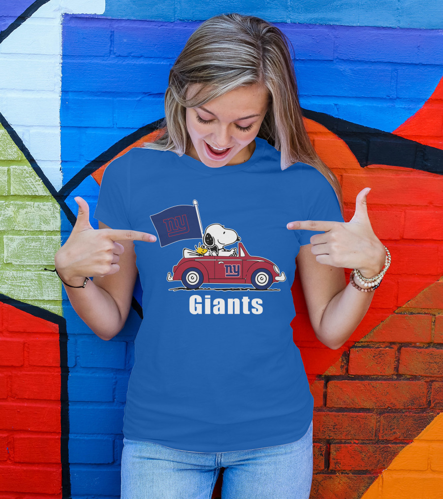 New York Giants Snoopy Driving With Woodstock And Flag T-Shirt