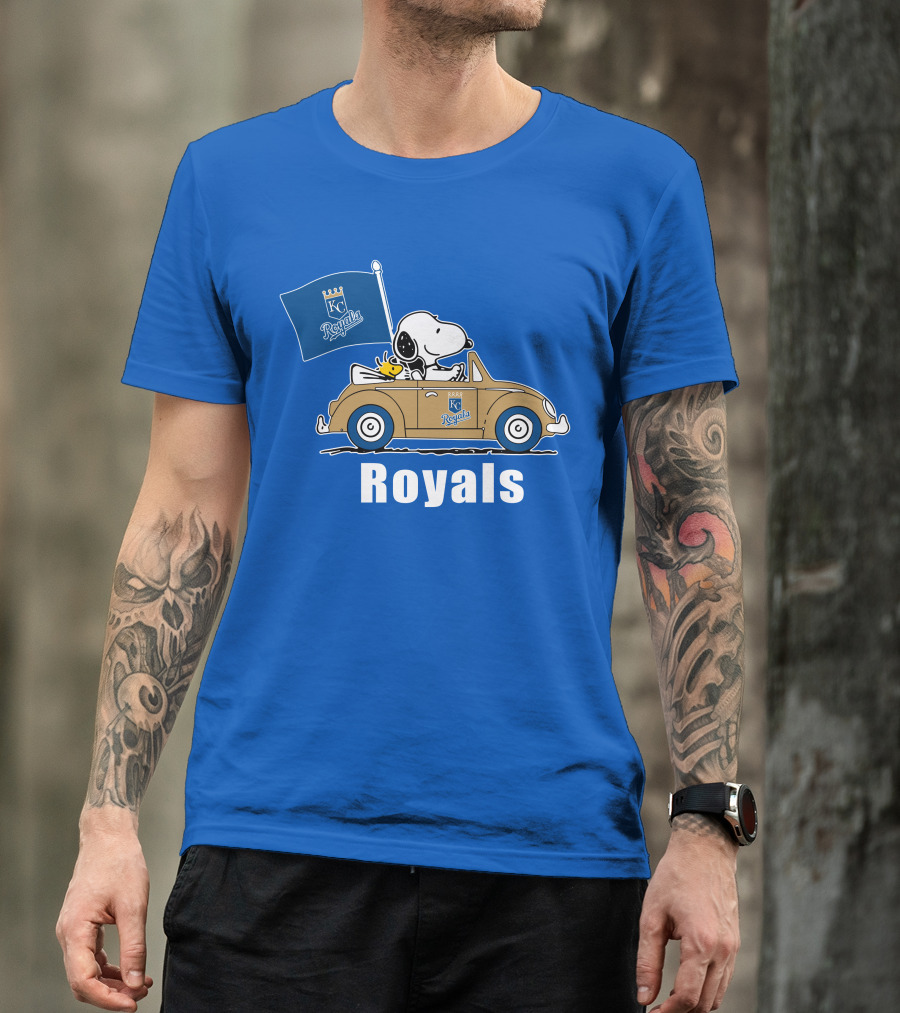 Royals Snoopy KC Royals Flag Peanuts Car T-Shirt
