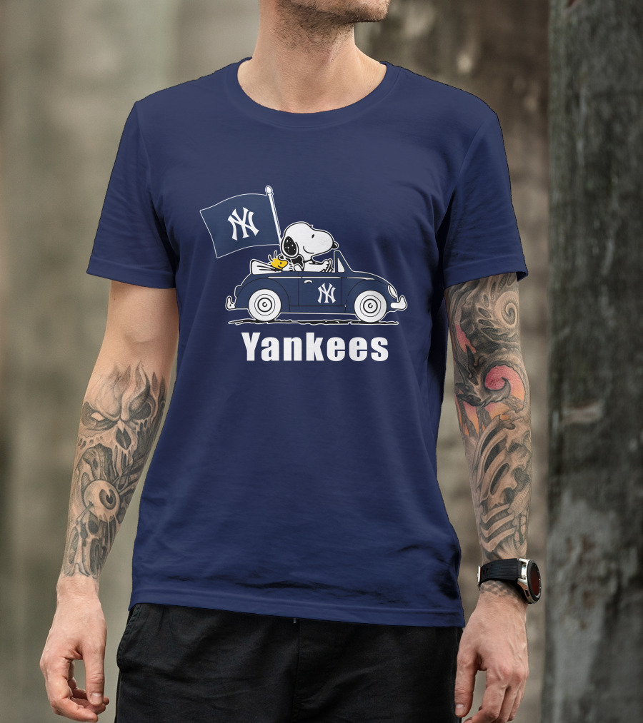 Yankees Snoopy Car New York Yankees Flag T-Shirt