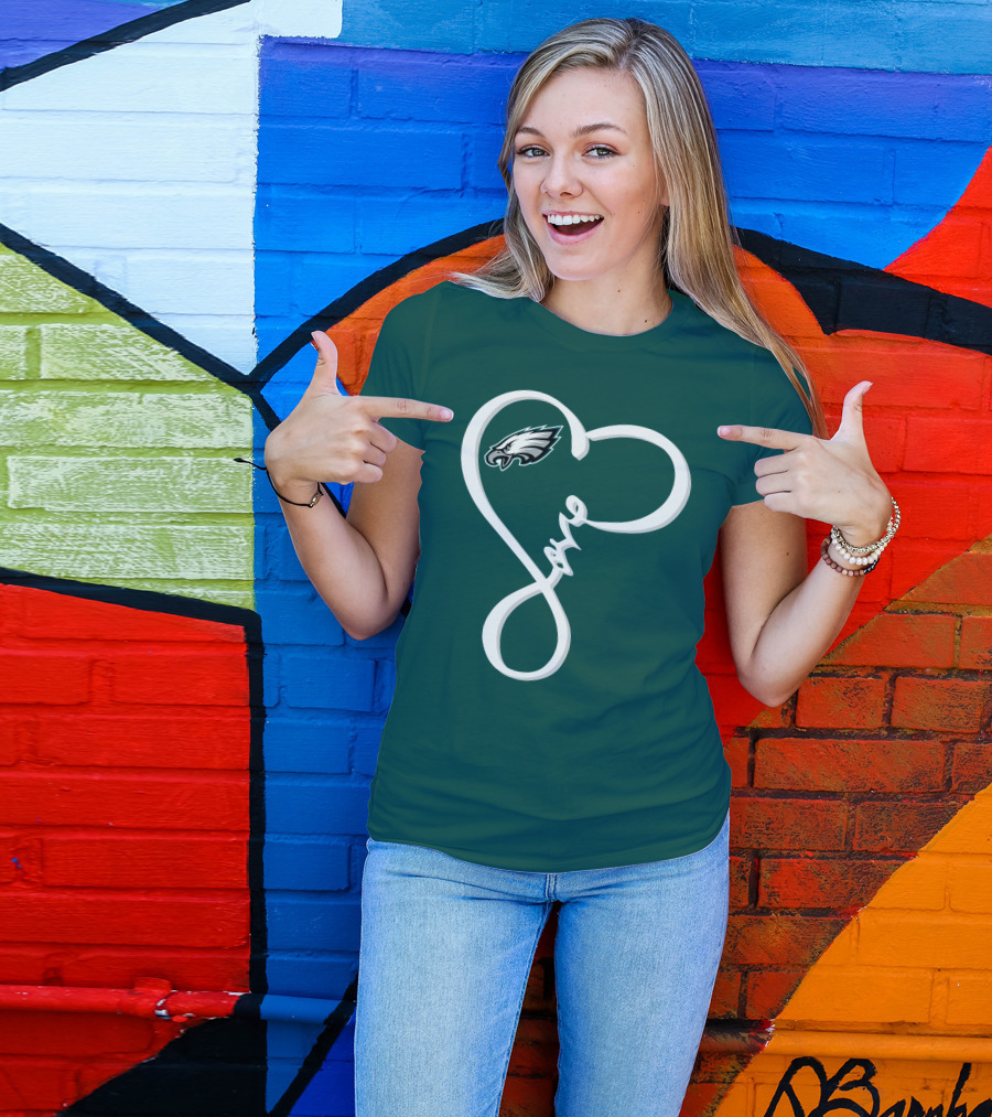 Philadelphia Eagles Love Heart T-Shirt