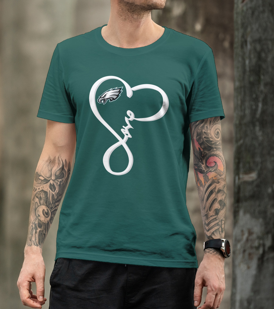 Philadelphia Eagles Love Heart T-Shirt