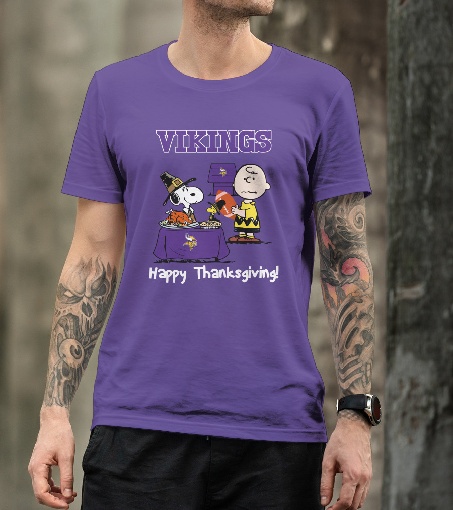 Vikings Snoopy Charlie Brown Thanksgiving Football Minnesota T-Shirt