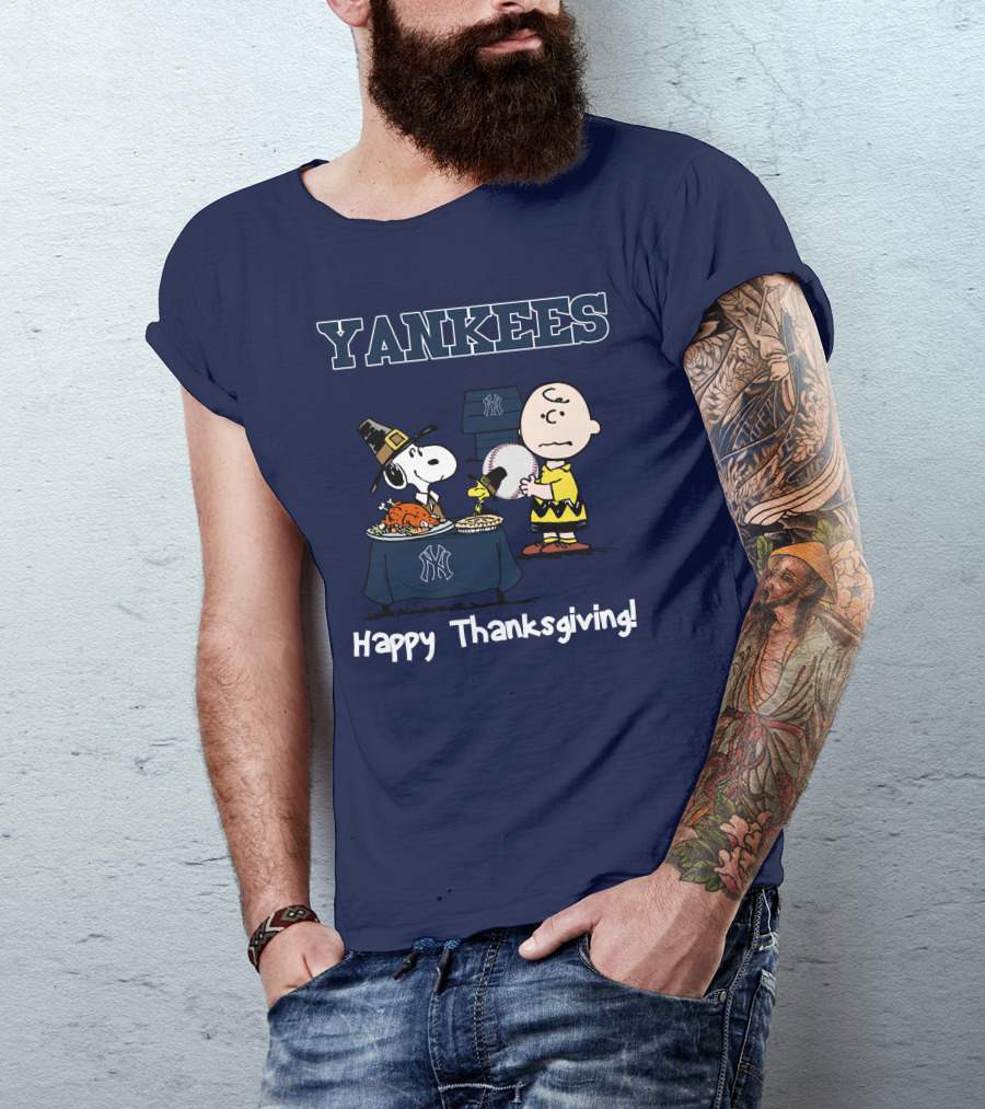 Yankees Snoopy Charlie Brown Happy Thanksgiving T-Shirt