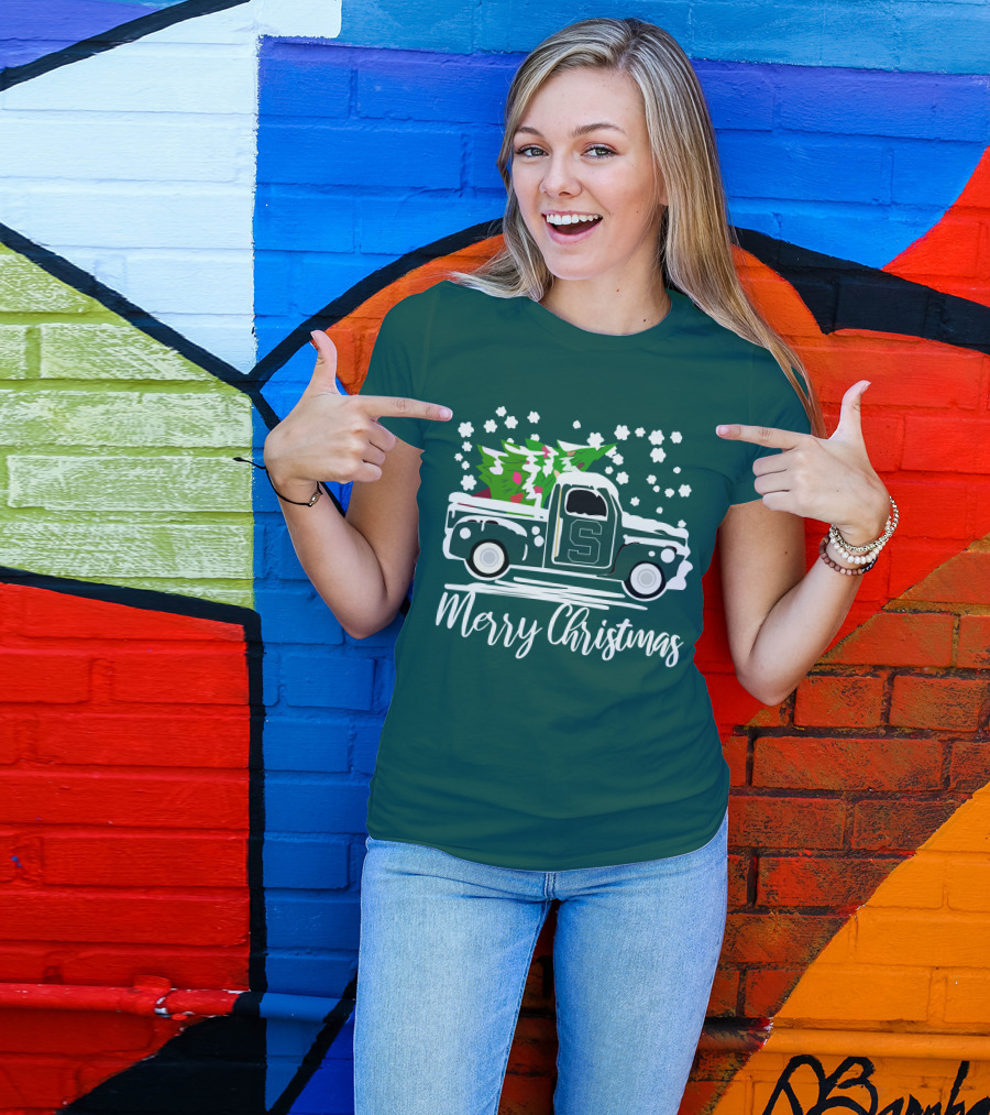 Merry Christmas Michigan State Spartans Vintage Car With Christmas Tree T-Shirt