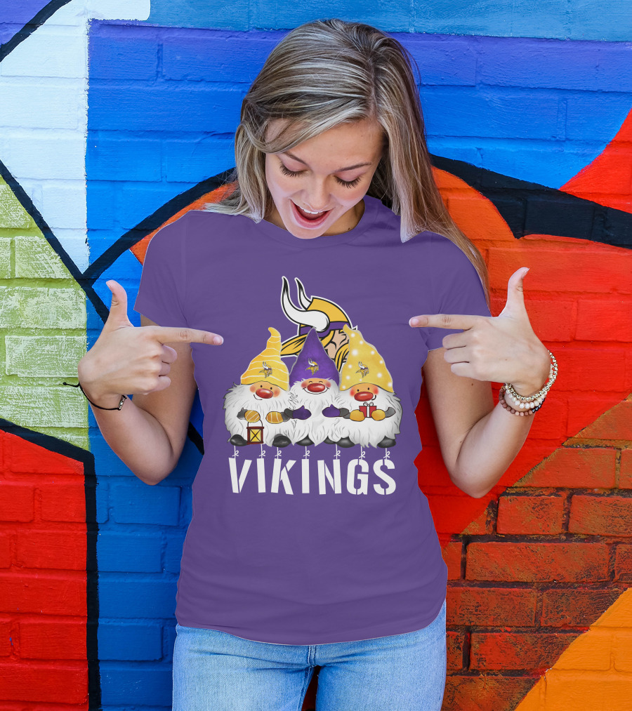 Minnesota Vikings Merry Christmas Happy Holidays Gnomes T-Shirt