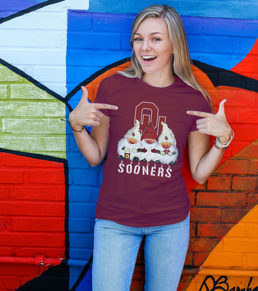 Oklahoma Sooners Christmas Gnomes Happy Holidays T-Shirt