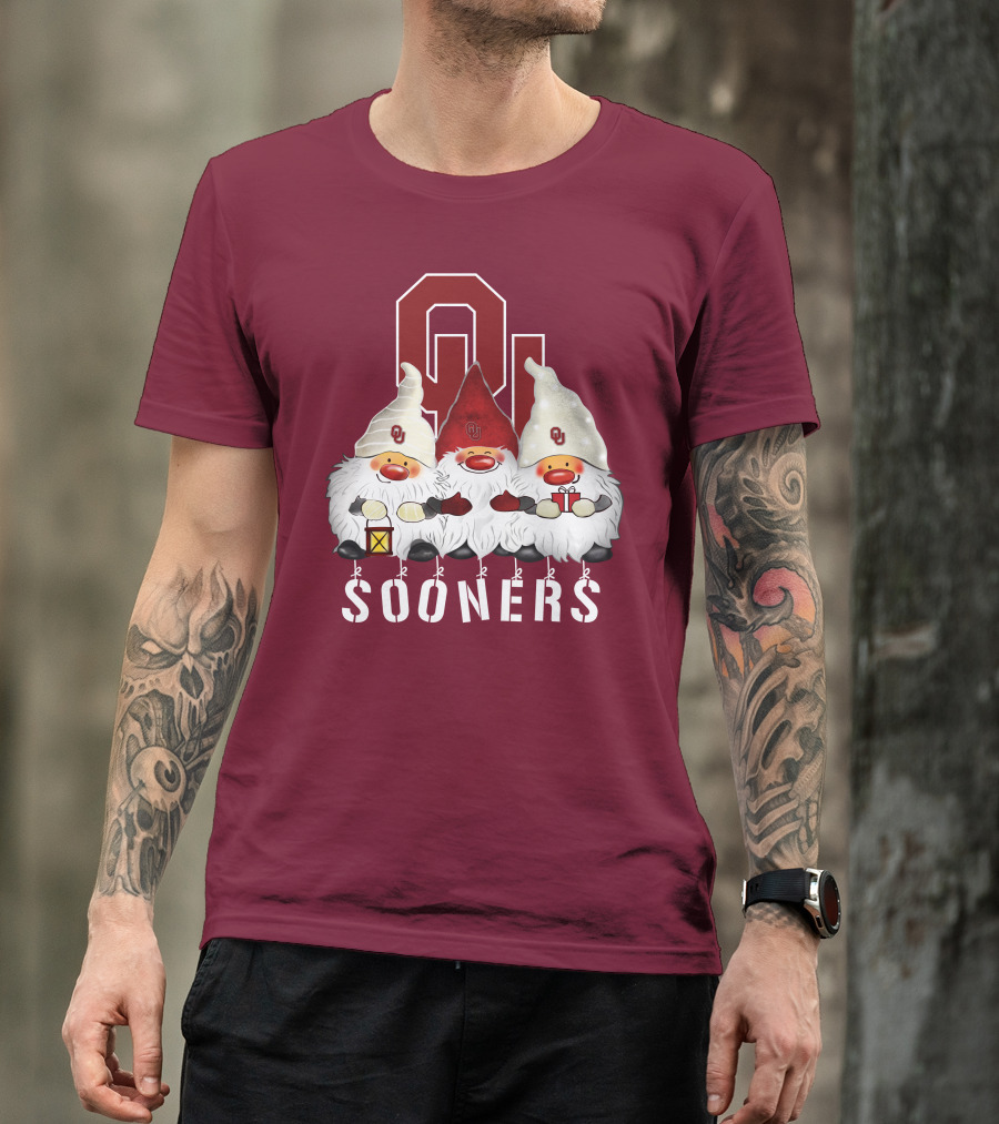 Oklahoma Sooners Christmas Gnomes Happy Holidays T-Shirt