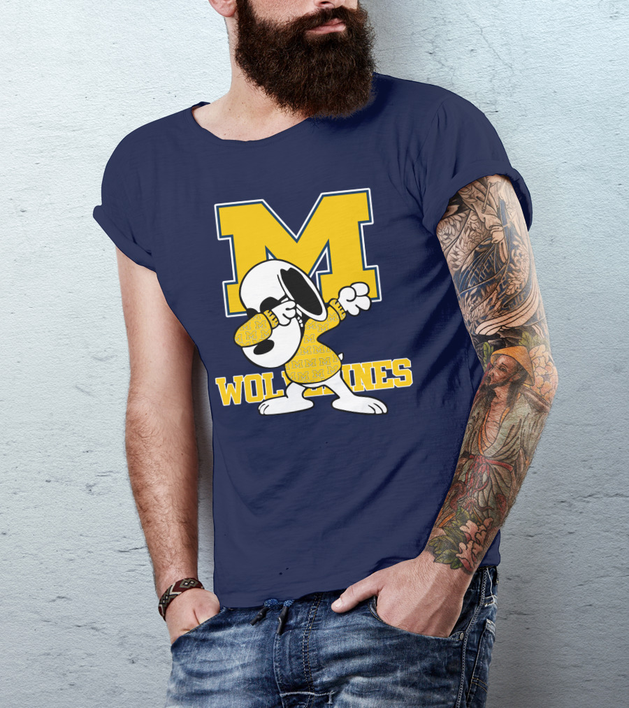 Michigan Wolverines Snoopy Dab With Block M T-Shirt