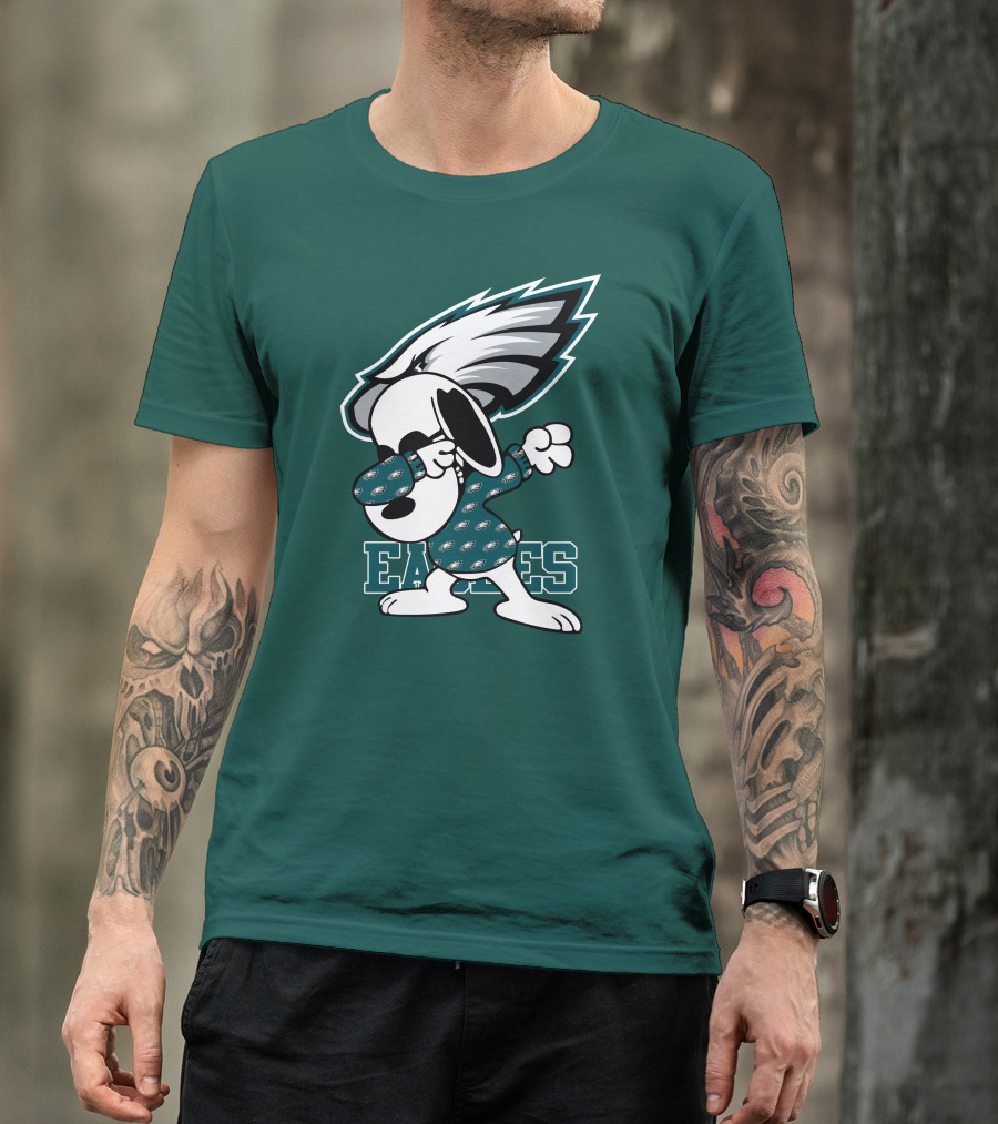 Philadelphia Eagles Snoopy Dabbing Mascot T-Shirt