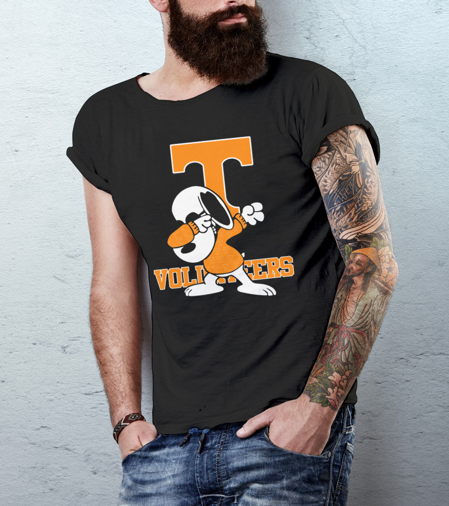 Tennessee Volunteers Snoopy Dabbing T-Shirt