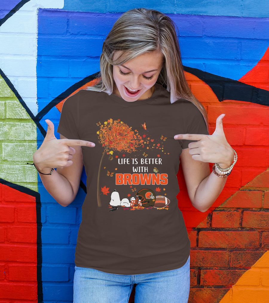 Life Is Better With My Cleveland Browns Football Autumn Scene And Peanuts Character T-Shirt