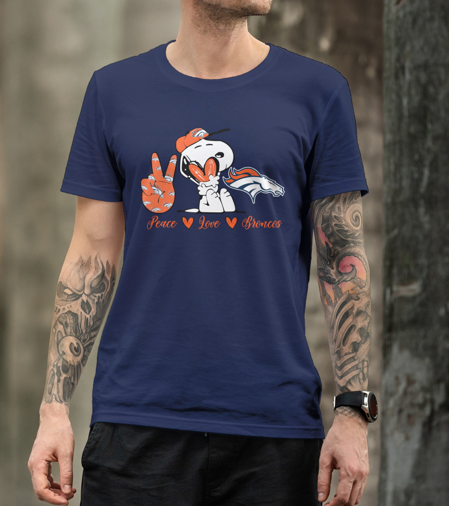 Peace Love Denver Broncos Snoopy Embrace T-Shirt