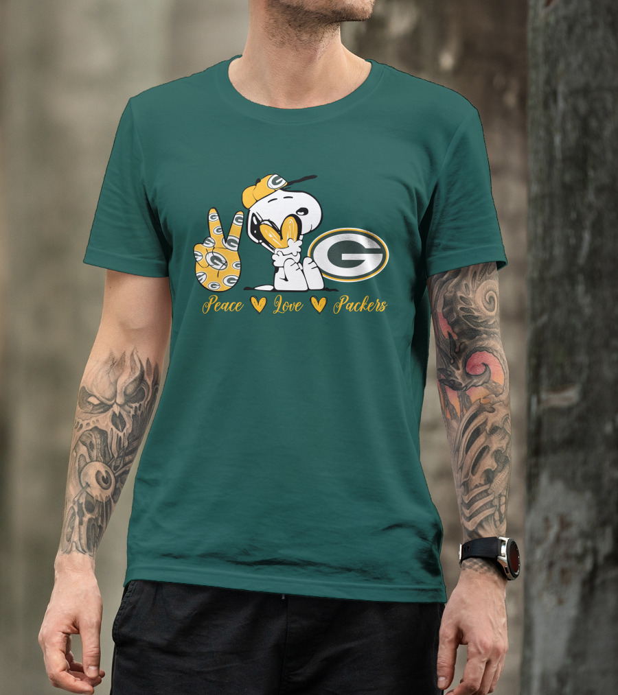 Peace Love Packers Snoopy Green Bay Packers T-Shirt