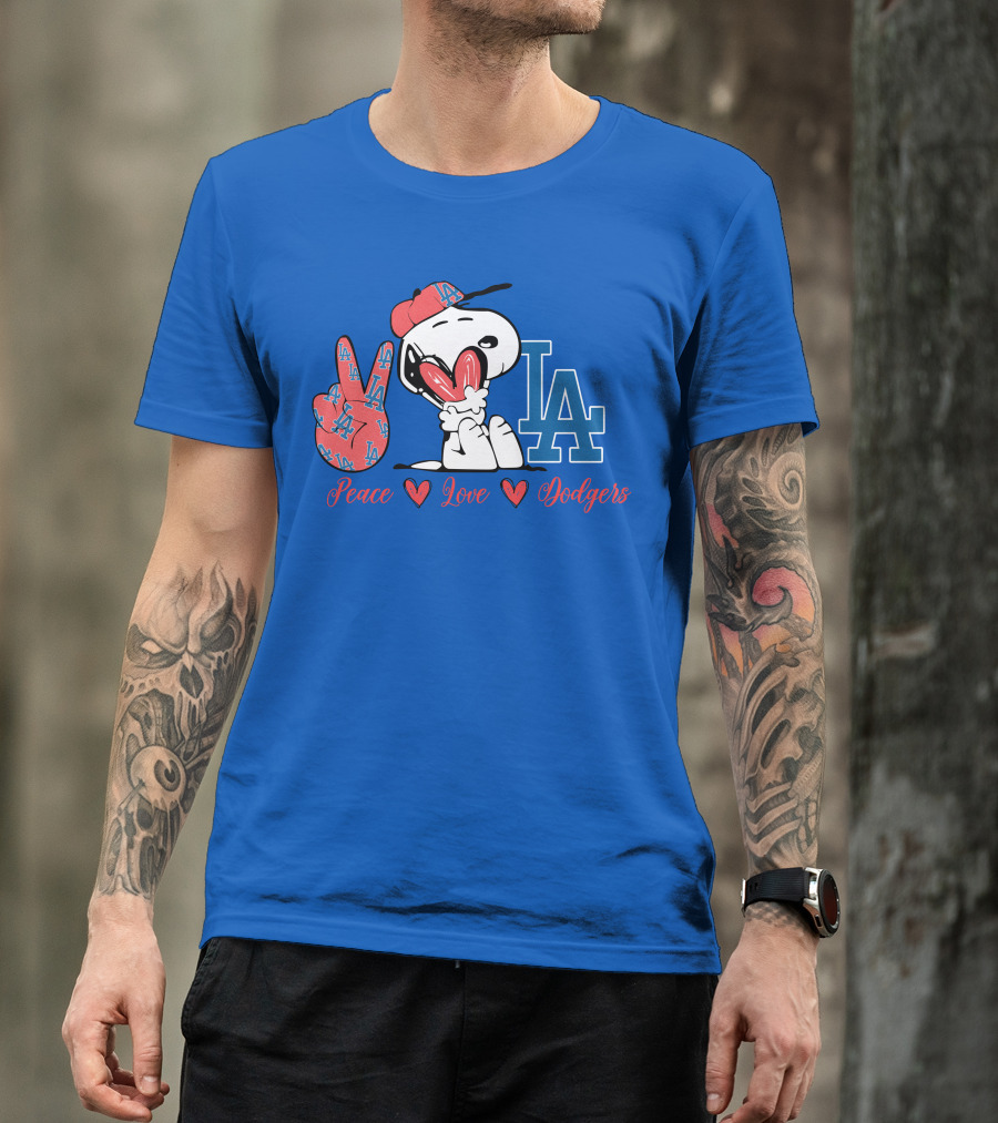 Peace Love Los Angeles Dodgers Snoopy La T-Shirt