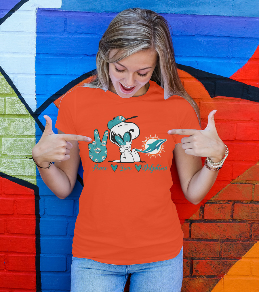 Peace Love Miami Dolphins Snoopy Fan T-Shirt