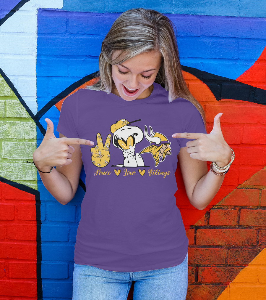 Peace Love Vikings Snoopy Minnesota T-Shirt