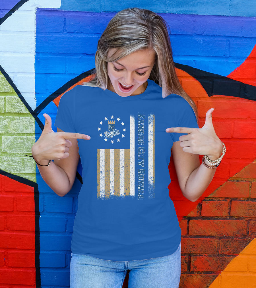 Kansas City Royals American Flag Distressed T-Shirt