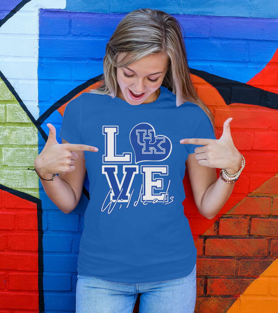 LOVE Kentucky Wildcats UK Heart Wildcats T-Shirt