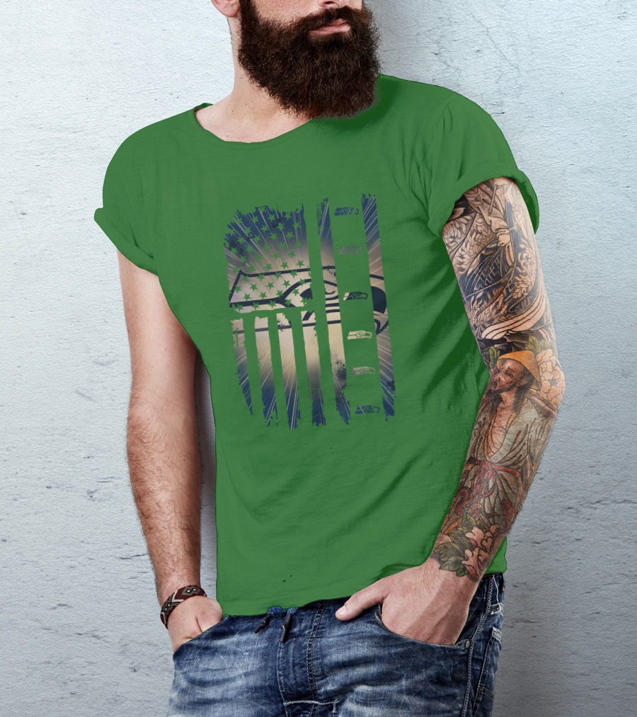 Seattle Seahawks American Flag Distressed Vintage T-Shirt